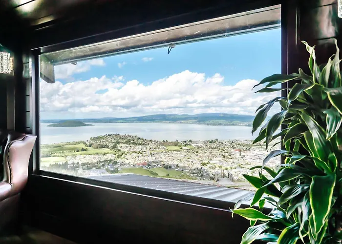 Aorangi Peak 7 By Tiny Away Holiday home