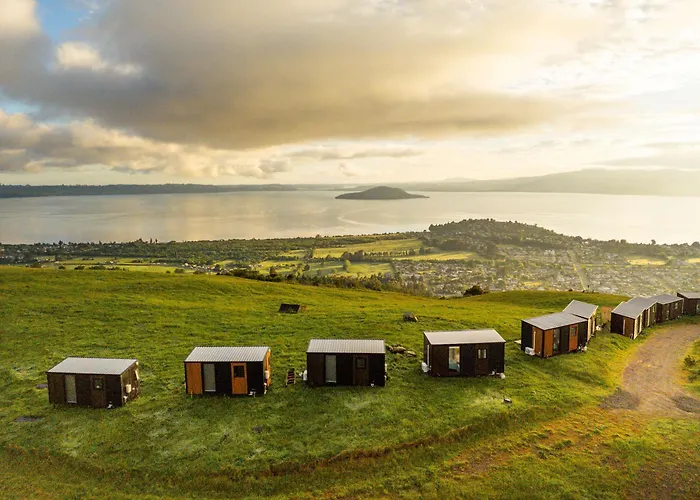 Aorangi Peak 7 By Tiny Away * Rotorua